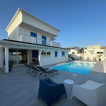 Onda Bianca Luxury Apartments 레알몬테 외부 사진