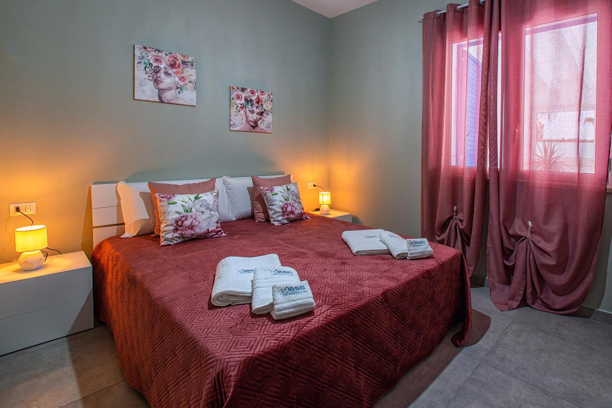 Onda Bianca Luxury Apartments 레알몬테 외부 사진