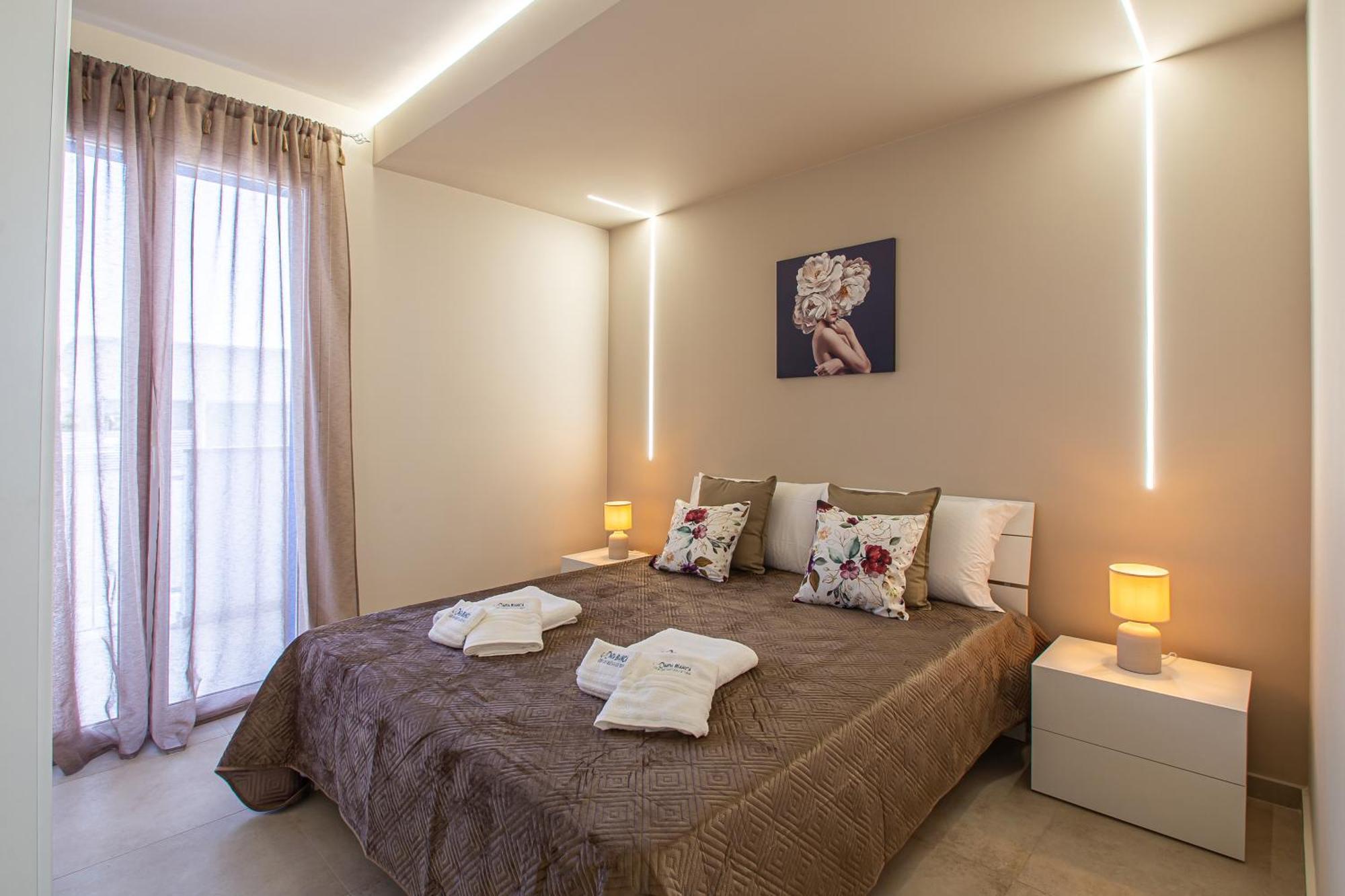 Onda Bianca Luxury Apartments 레알몬테 외부 사진
