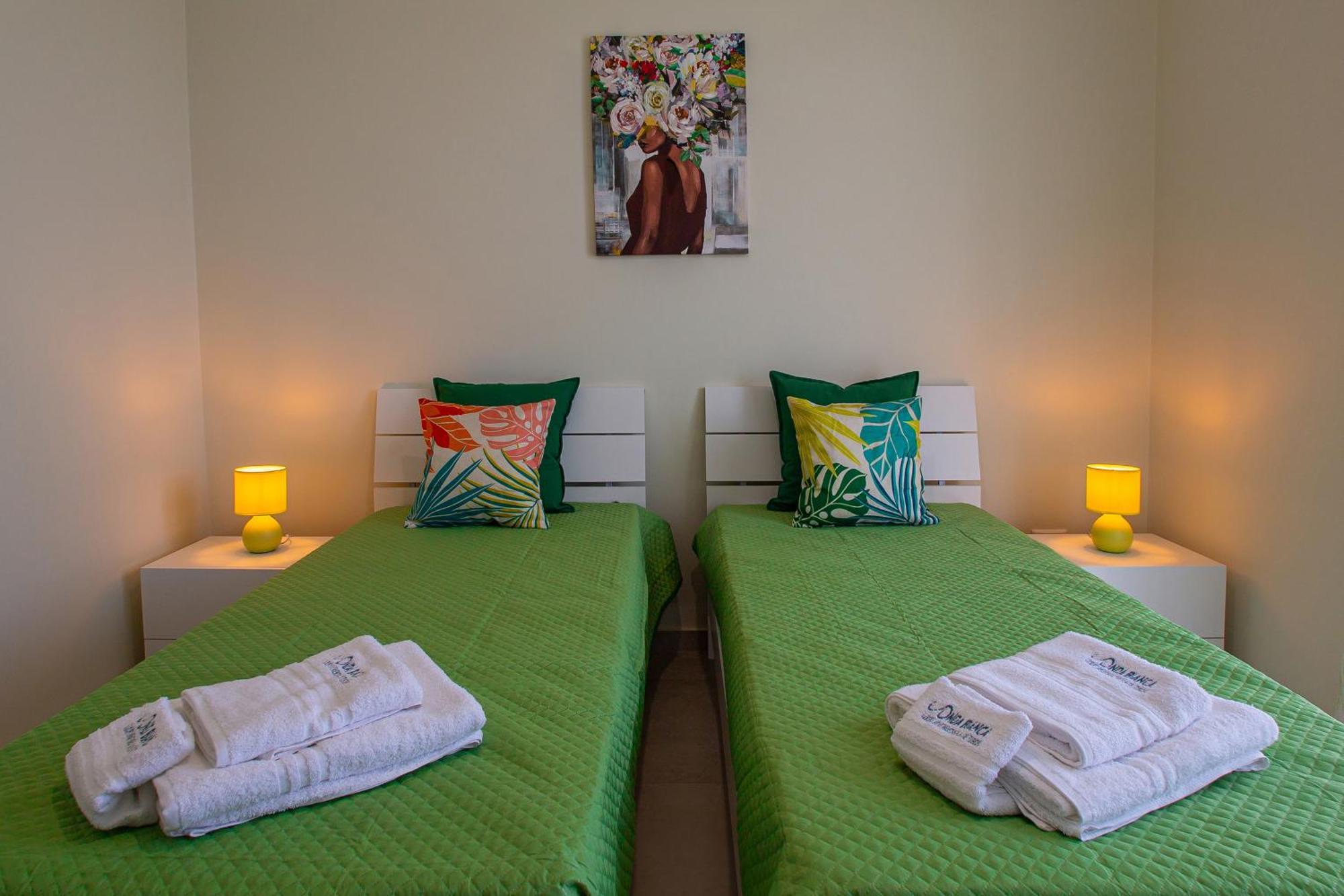 Onda Bianca Luxury Apartments 레알몬테 외부 사진