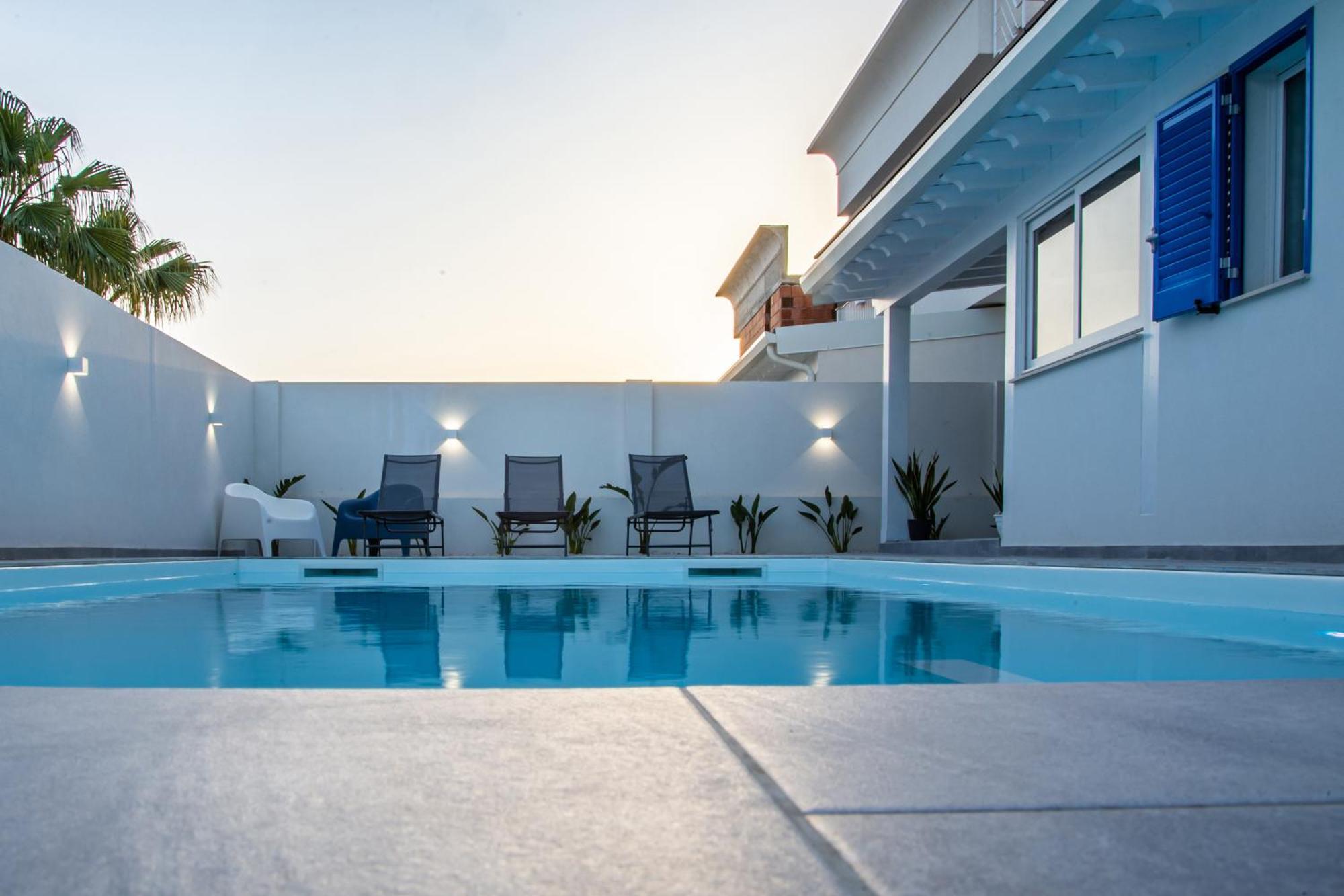 Onda Bianca Luxury Apartments 레알몬테 외부 사진
