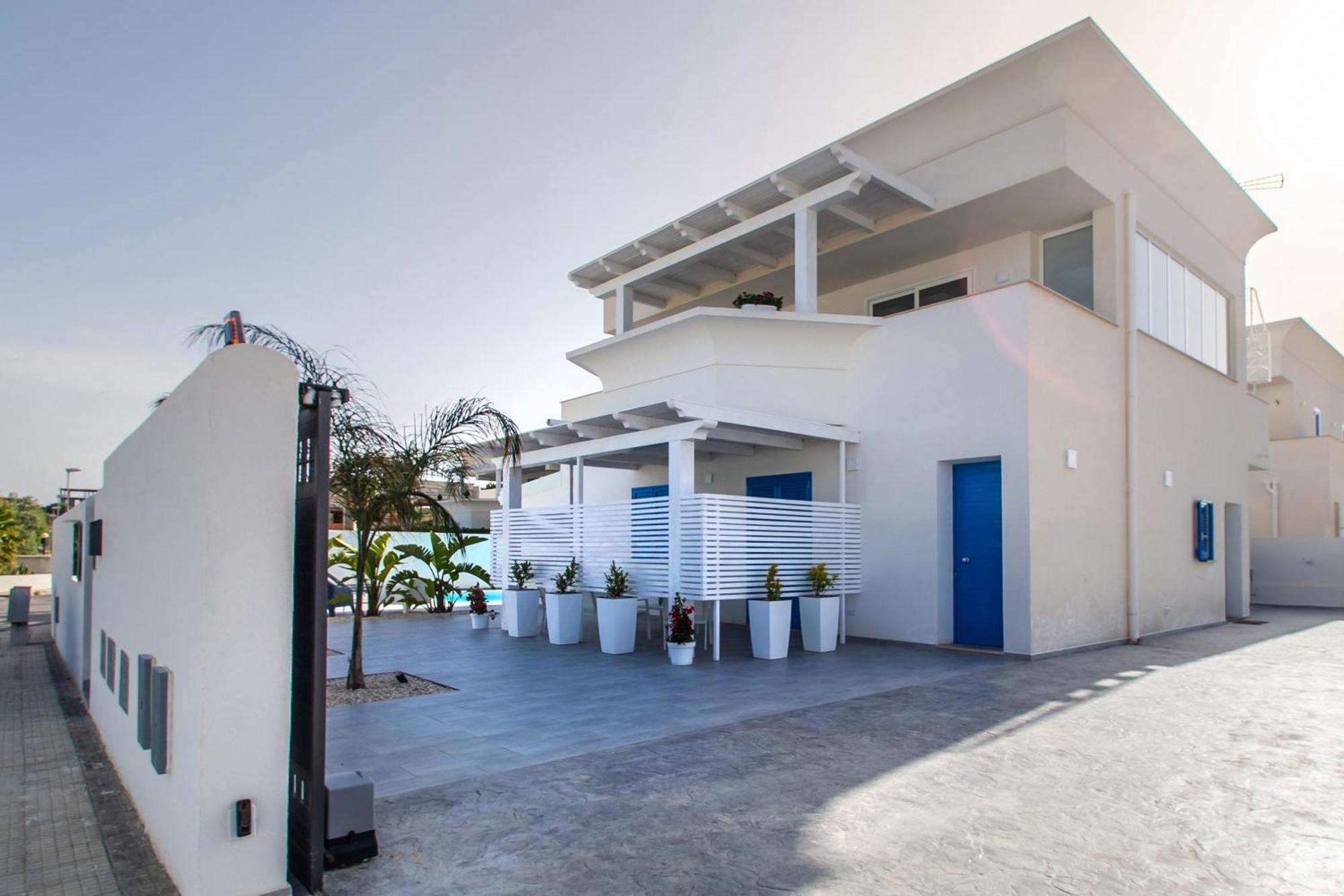 Onda Bianca Luxury Apartments 레알몬테 외부 사진