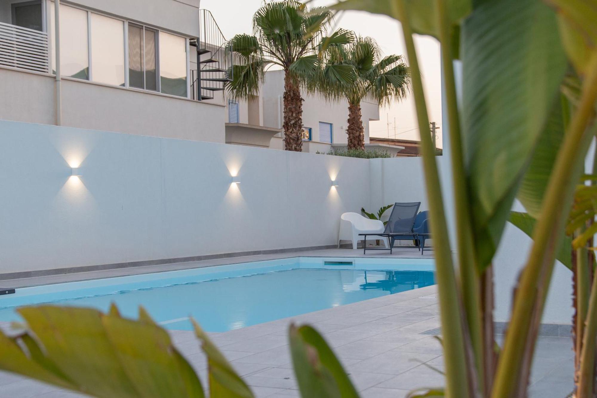 Onda Bianca Luxury Apartments 레알몬테 외부 사진