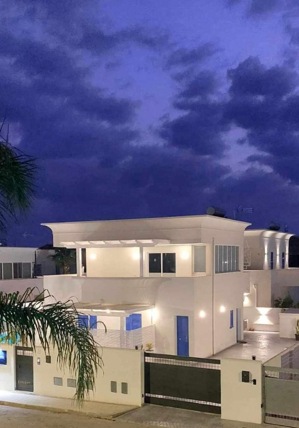 Onda Bianca Luxury Apartments 레알몬테 외부 사진